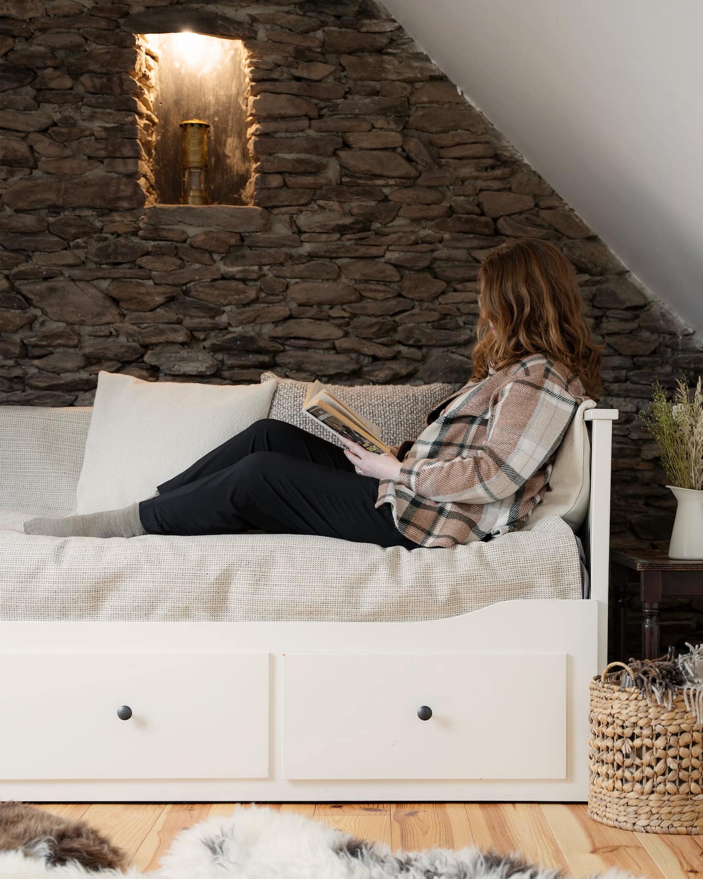 sanctuary-cottages-pipers-cottage-interior-02